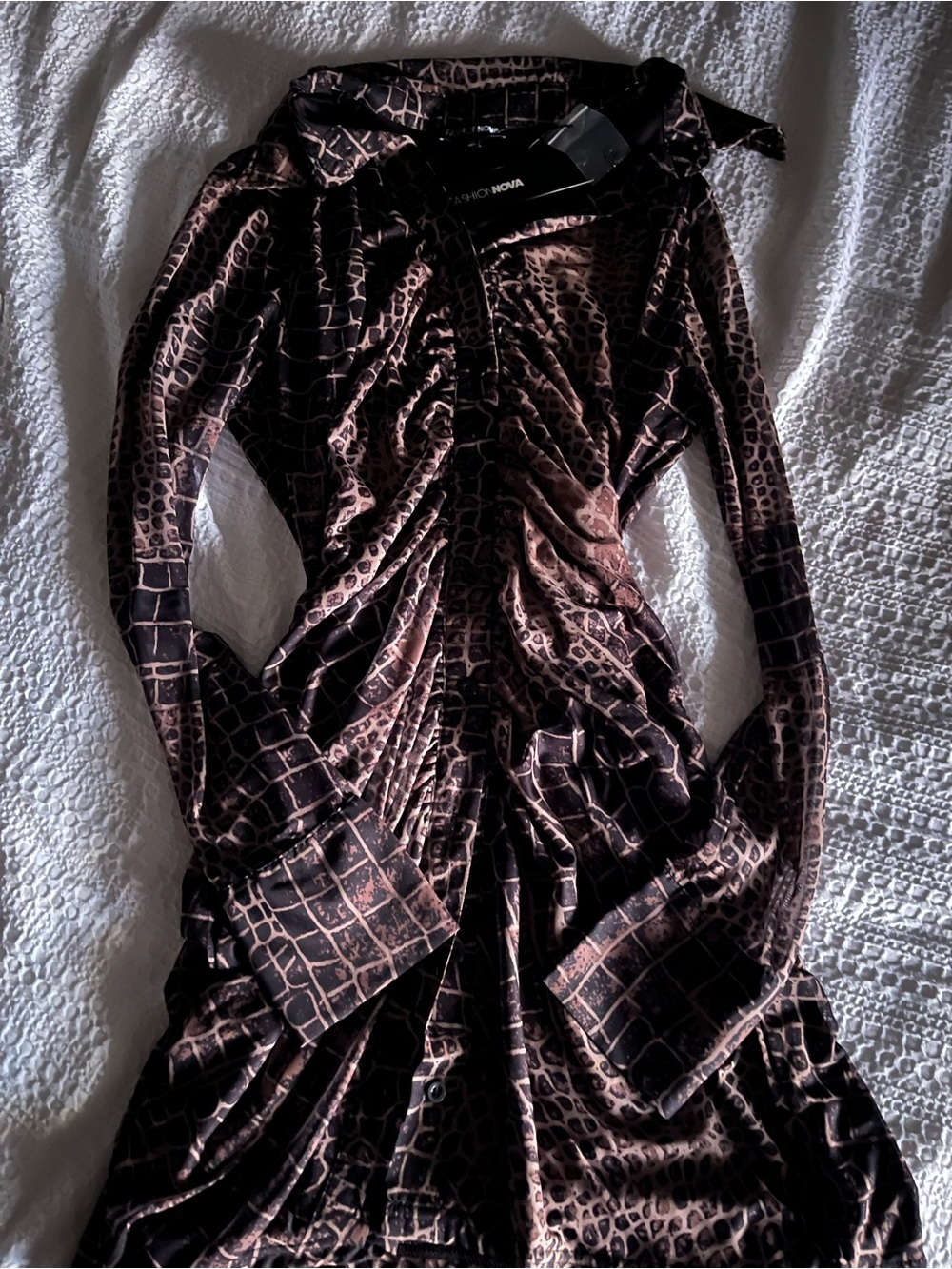 Fashion Nova Black & Brown Croc-Print Ruched Shirt Jacket